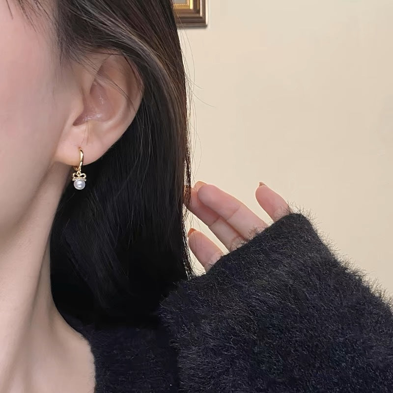 Exquisite Bow Artificial Pearl Earrings